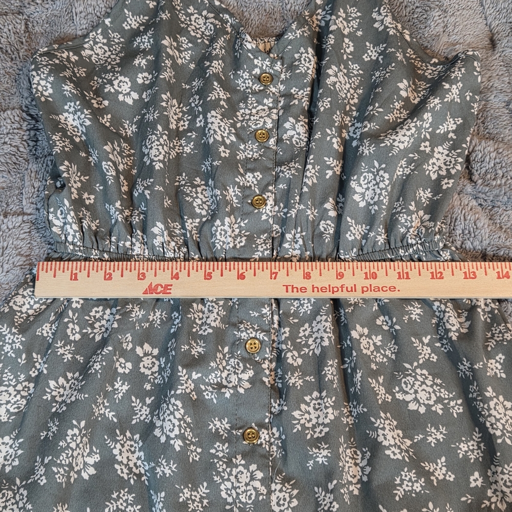 Chic Sage And White Floral short Summer Dress, Speed Limit MPH Womans Size Med - Picture 7 of 11